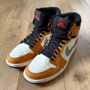 Jordan 1 Retro High Element Gore-Tex Light Curry